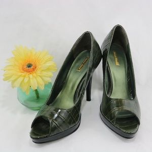 Michael Antonio Dark Green Alligator Heels - Sz 8